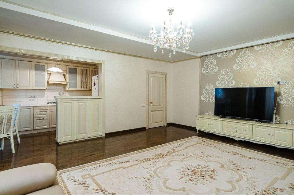 Cathedral Park And Pedestrian Zone Ultracentral Cozy Apartment In 基希讷乌 外观 照片