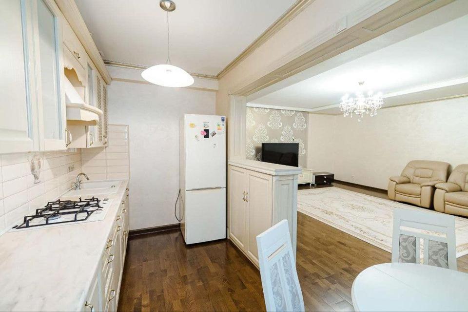Cathedral Park And Pedestrian Zone Ultracentral Cozy Apartment In 基希讷乌 外观 照片