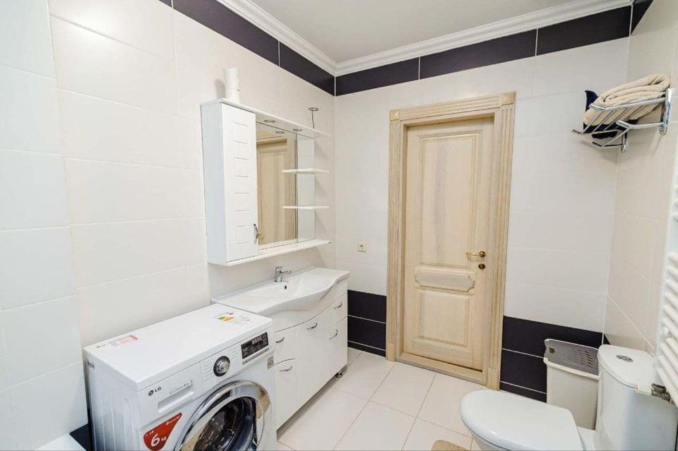 Cathedral Park And Pedestrian Zone Ultracentral Cozy Apartment In 基希讷乌 外观 照片